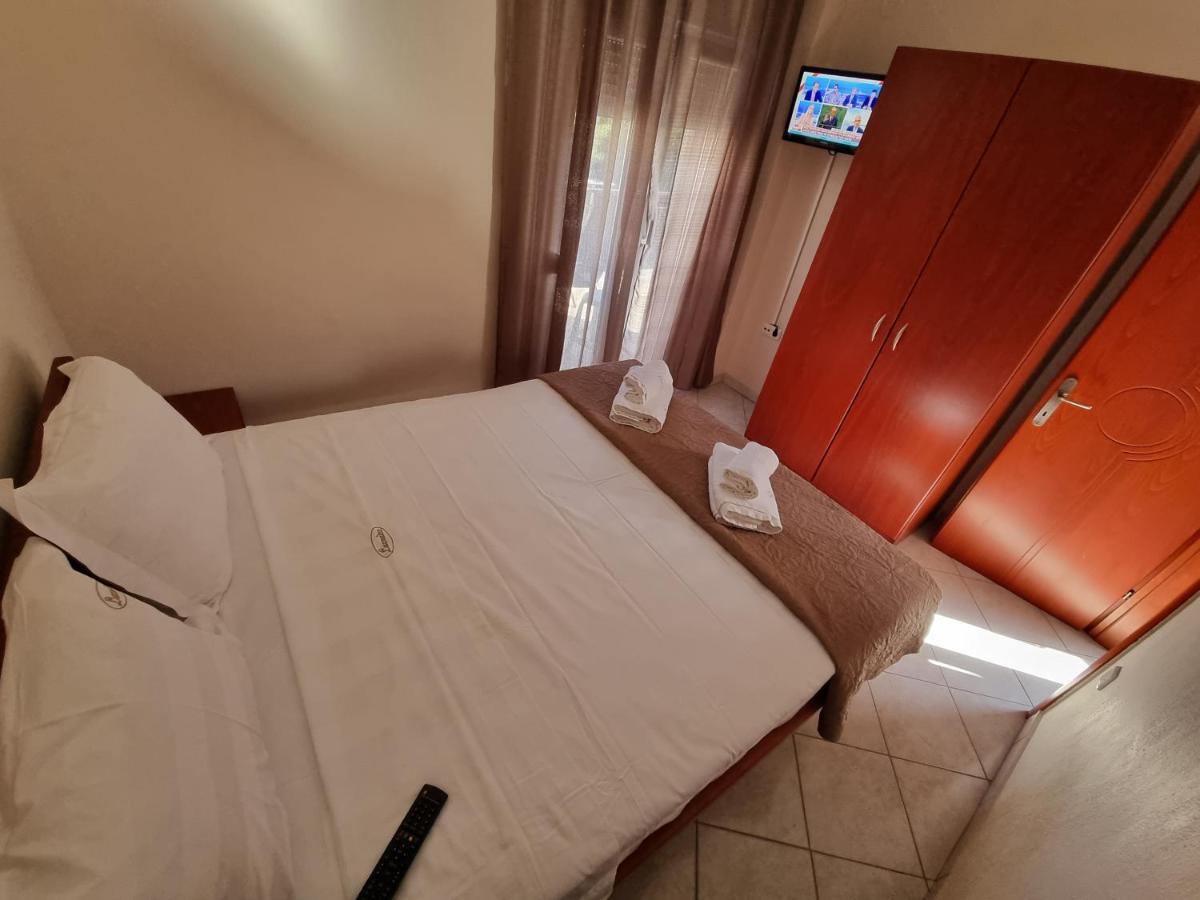 Premium Suites Ofrínion Exterior photo
