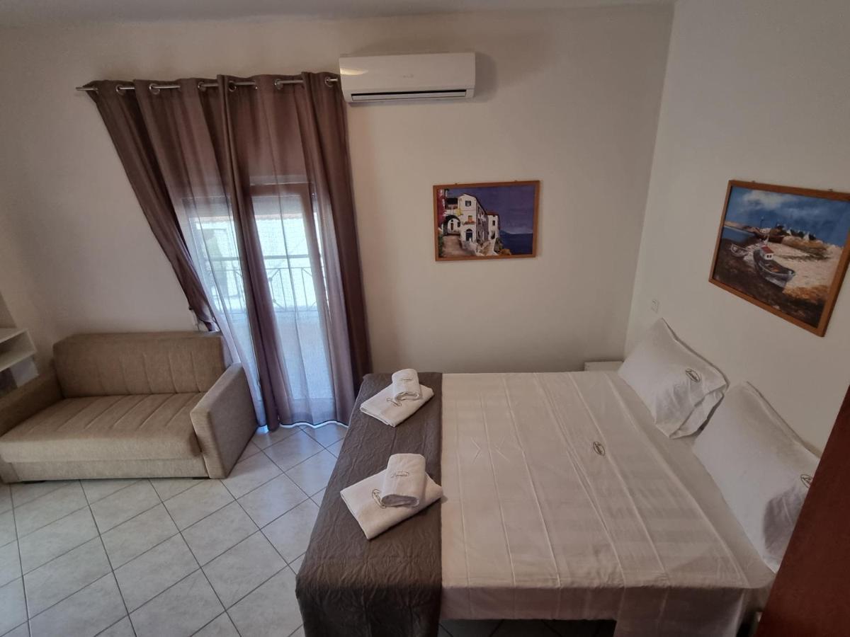 Premium Suites Ofrínion Exterior photo
