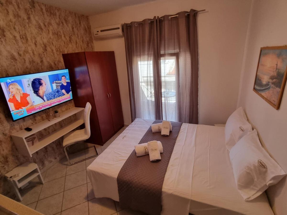 Premium Suites Ofrínion Exterior photo