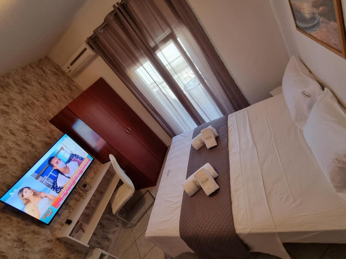 Premium Suites Ofrínion Exterior photo