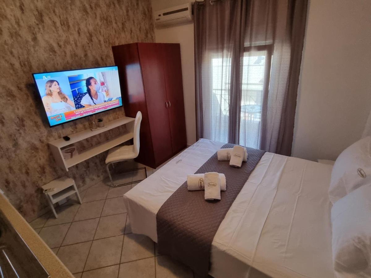 Premium Suites Ofrínion Exterior photo