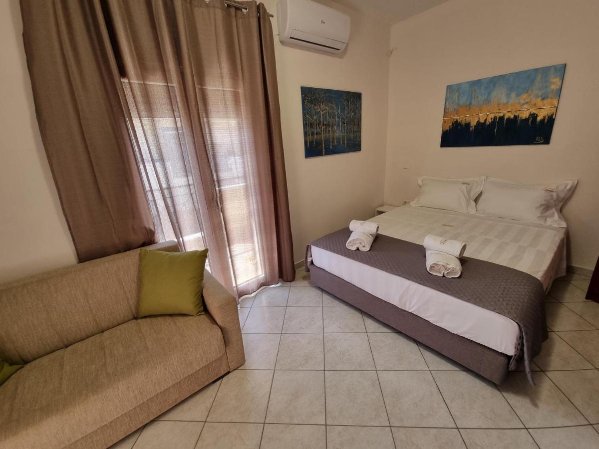 Premium Suites Ofrínion Exterior photo