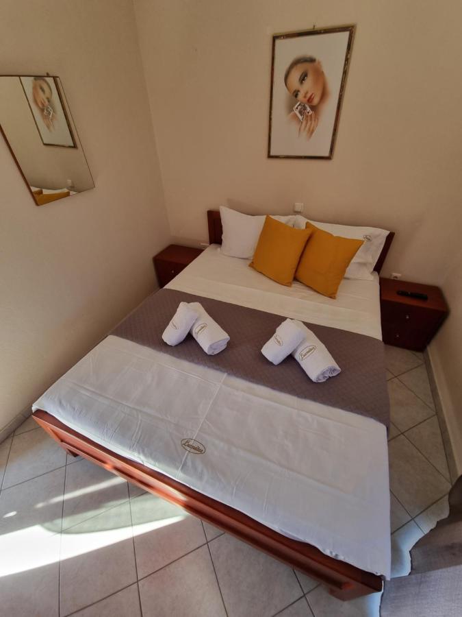 Premium Suites Ofrínion Exterior photo