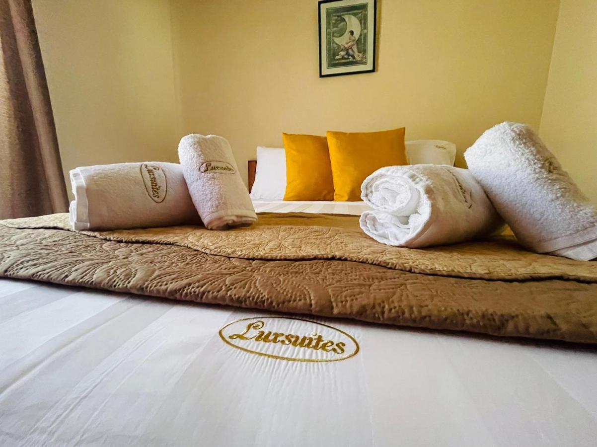 Premium Suites Ofrínion Exterior photo