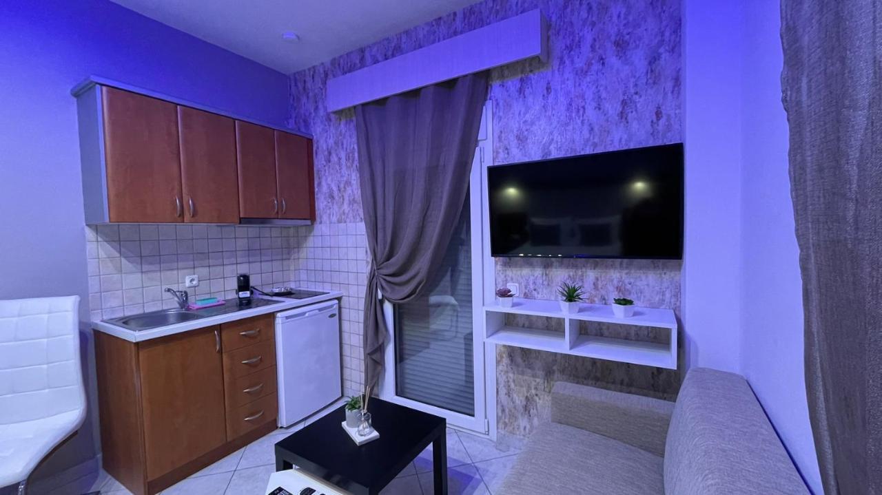 Premium Suites Ofrínion Exterior photo