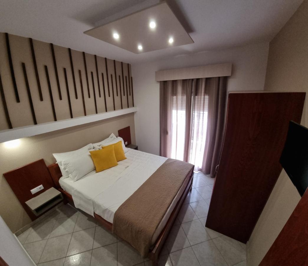 Premium Suites Ofrínion Exterior photo