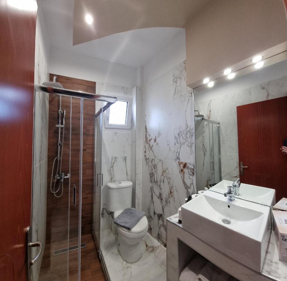 Premium Suites Ofrínion Exterior photo