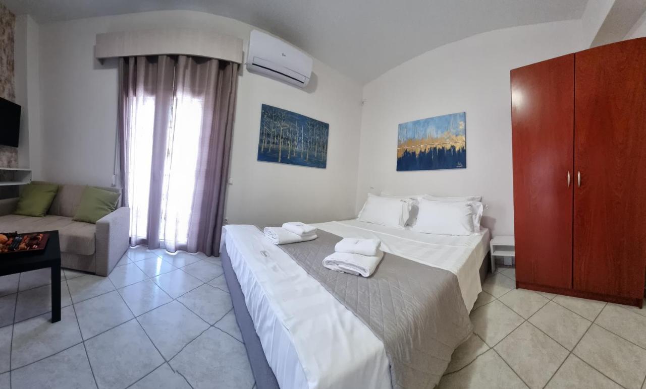 Premium Suites Ofrínion Exterior photo